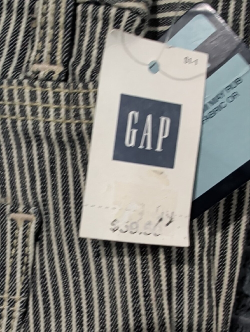 GAP•Low Rise Fitted Stretch Flare - Picture 3 of 9